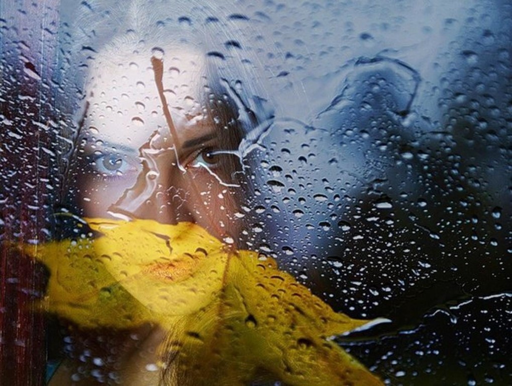 Каплей ветра. Дождь за окном. Осень дождь холод. Дождь стучит в окно. Осень плачет дождем.